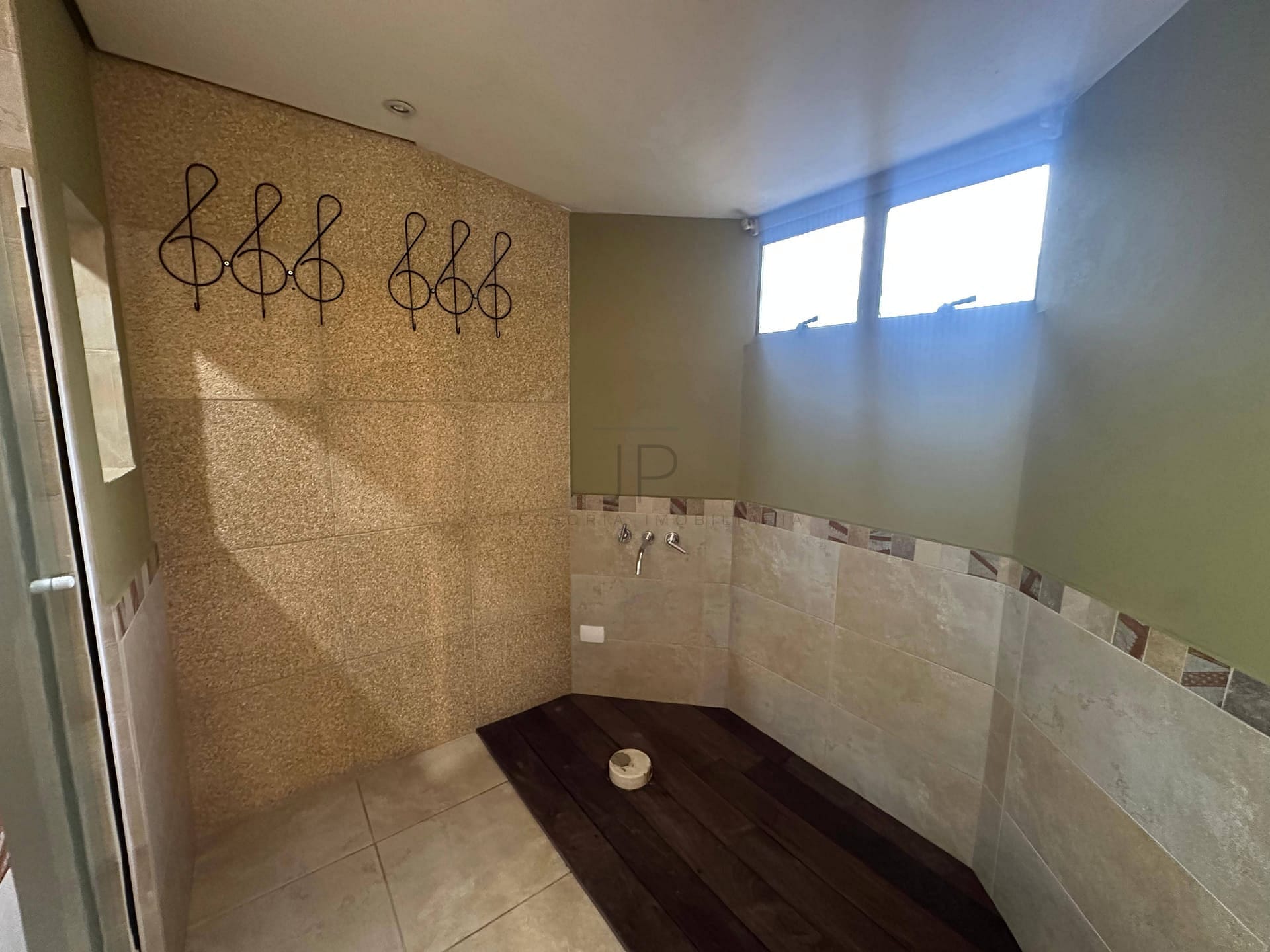 Casa para alugar com 1 quarto, 455m² - Foto 12