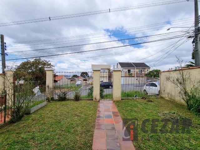 Casa com 500m² 4 quartos e 2 banheiros, à venda, no bairro Bairro Alto em Curitiba