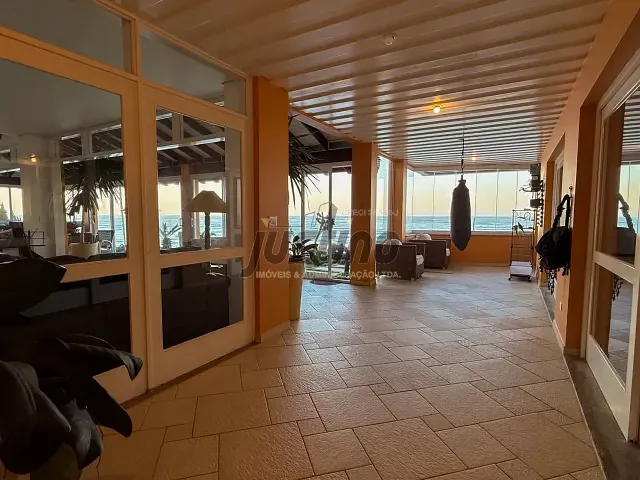 Casa com 811m² 8 quartos e 3 banheiros, à venda, no bairro Praia dos Sonhos em Itanhaém