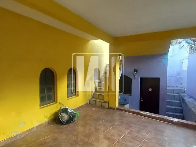 Casa com 230m² 2 quartos e 2 banheiros, à venda, no bairro Vila Aquilino em Santo André