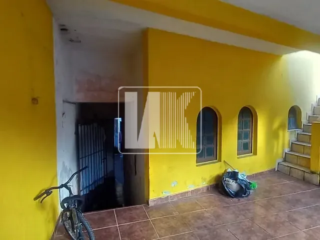 Casa com 230m² 2 quartos e 2 banheiros, à venda, no bairro Vila Aquilino em Santo André