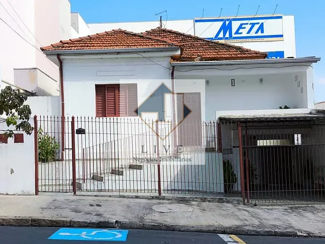 Casa 5 quartos e 2 banheiros, à venda, no bairro Centro em Americana