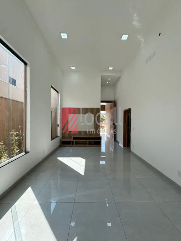 Casa com 3 quartos à venda, 154m² — foto 1 de 16
