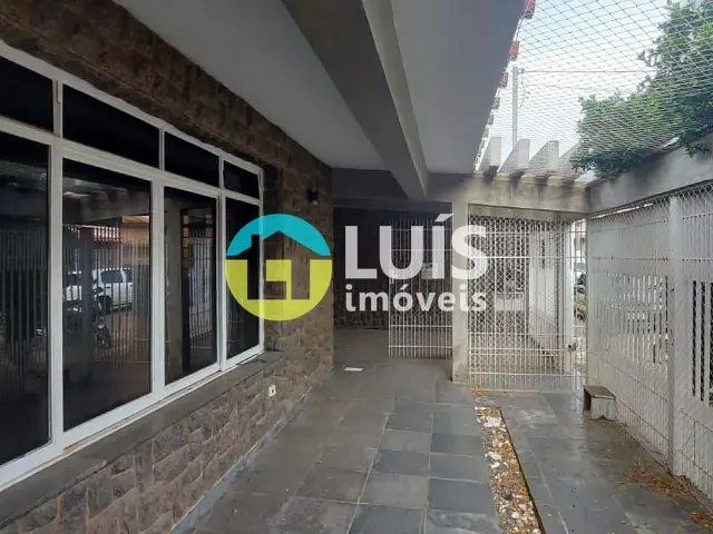 Casa com 220m² 3 quartos e 1 banheiro, à venda, no bairro Pássaro da Ilha em Guaranésia