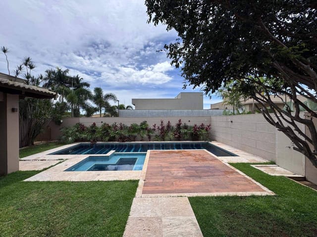 Casa com 651m² 4 quartos e 6 banheiros, para alugar, no bairro Cidade Vera Cruz - Jardins Viena em Aparecida de Goiânia