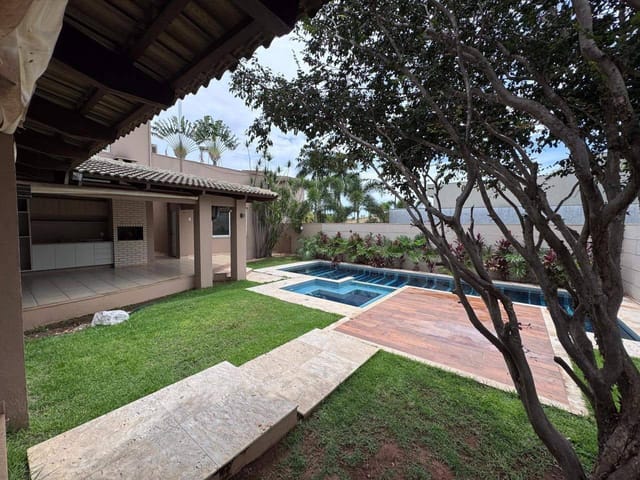 Casa com 651m² 4 quartos e 6 banheiros, para alugar, no bairro Cidade Vera Cruz - Jardins Viena em Aparecida de Goiânia