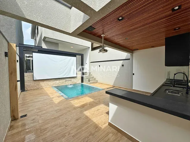 Casa com 150m² 3 quartos e 3 banheiros, à venda, no bairro Villas do Jaguari em Santana de Parnaíba