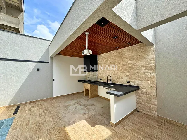 Casa com 150m² 3 quartos e 3 banheiros, à venda, no bairro Villas do Jaguari em Santana de Parnaíba