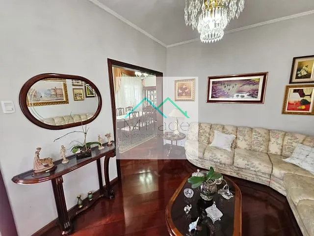 Casa com 210m² 3 quartos e 2 banheiros, à venda, no bairro Portão em Curitiba