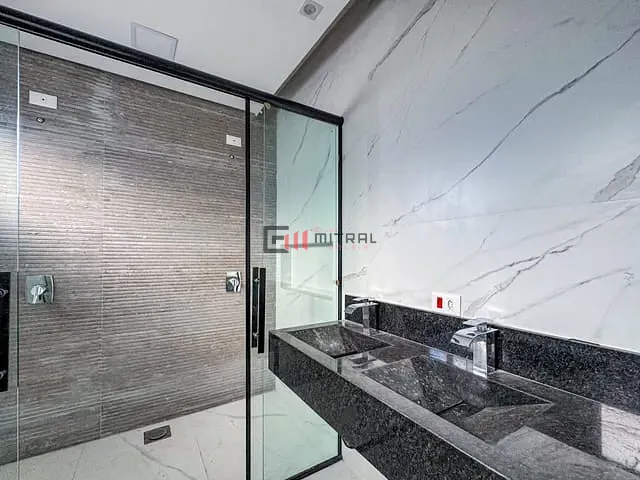 Casa com 264m² 3 quartos e 4 banheiros, à venda, no bairro Gleba Simon Frazer em Londrina