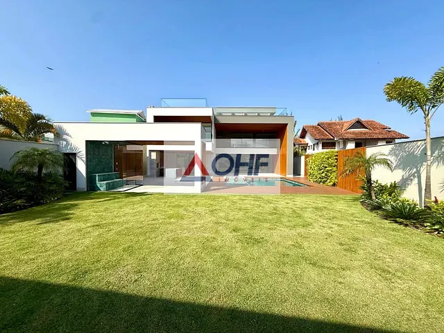 Casa com 1417m² 5 quartos e 9 banheiros, à venda, no bairro Barra da Tijuca em Rio de Janeiro
