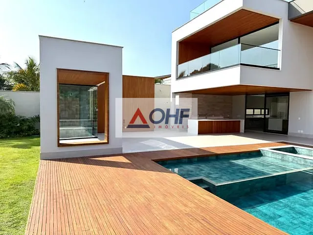 Casa com 1417m² 5 quartos e 9 banheiros, à venda, no bairro Barra da Tijuca em Rio de Janeiro