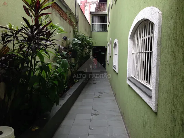 Casa com 320m² 4 quartos e 5 banheiros, à venda, no bairro Vila Nossa Senhora das Vitórias em Mauá