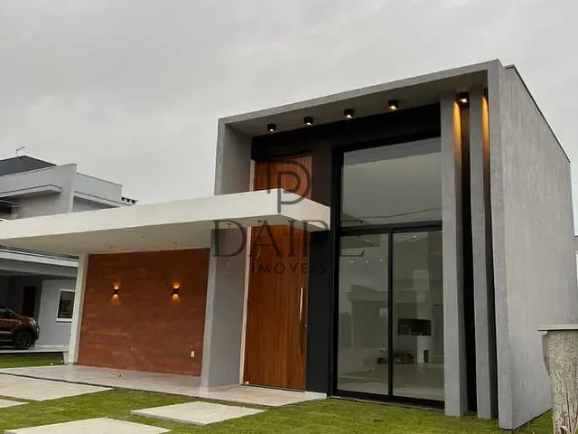 Casa com 400m² 4 quartos e 5 banheiros, à venda, no bairro Araça em Capão da Canoa