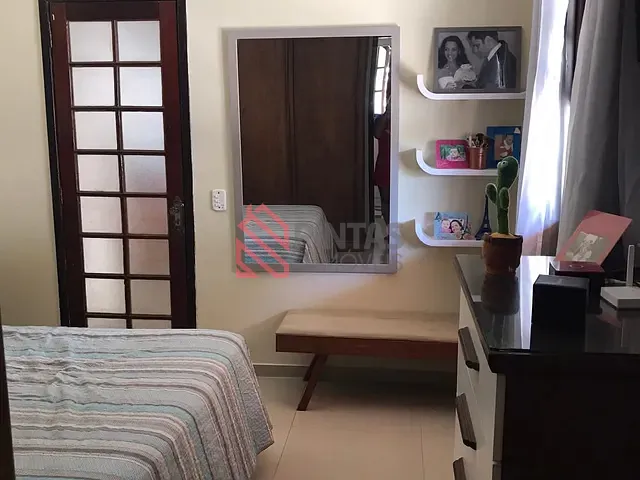 Casa com 750m² 3 quartos e 3 banheiros, à venda, no bairro Serra Grande em Niterói