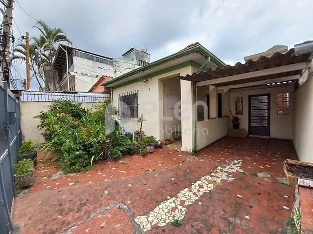 Casa 4 quartos e 2 banheiros, à venda, no bairro Parque Peruche em São Paulo