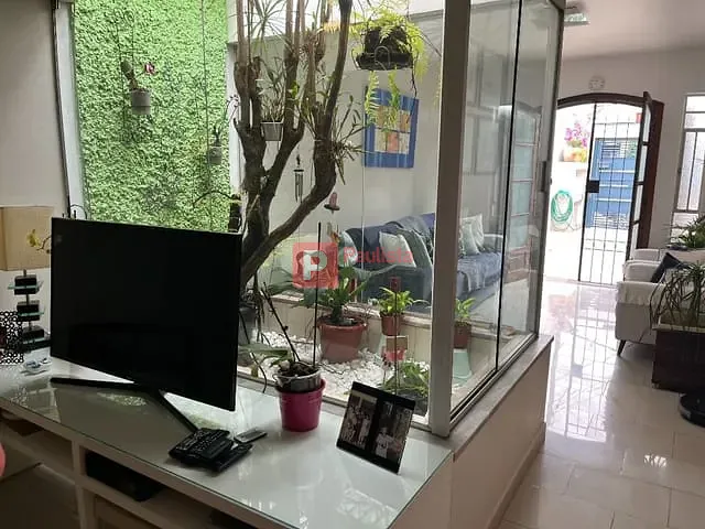 Casa com 277m² 4 quartos e 3 banheiros, à venda, no bairro Cidade Dutra em São Paulo