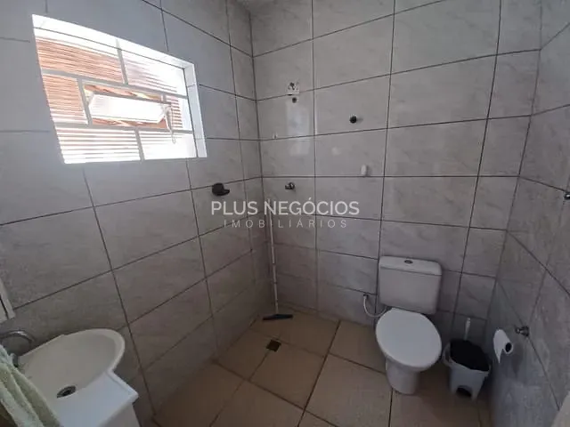 Casa com 250m² 3 quartos e 2 banheiros, à venda, no bairro Parque Bela Vista em Votorantim