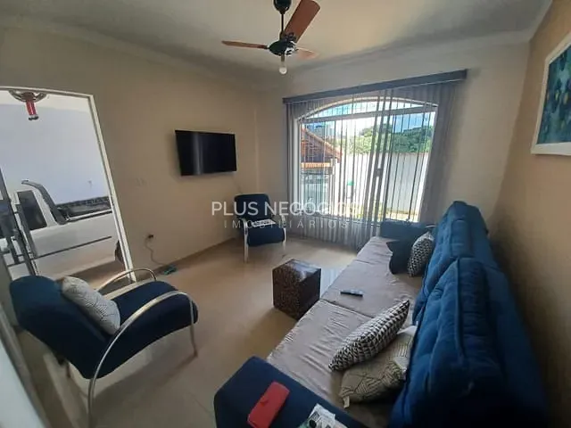 Casa com 250m² 3 quartos e 2 banheiros, à venda, no bairro Parque Bela Vista em Votorantim