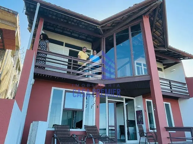 Casa com 420m² 6 quartos e 6 banheiros, à venda, no bairro Olivença em Ilhéus