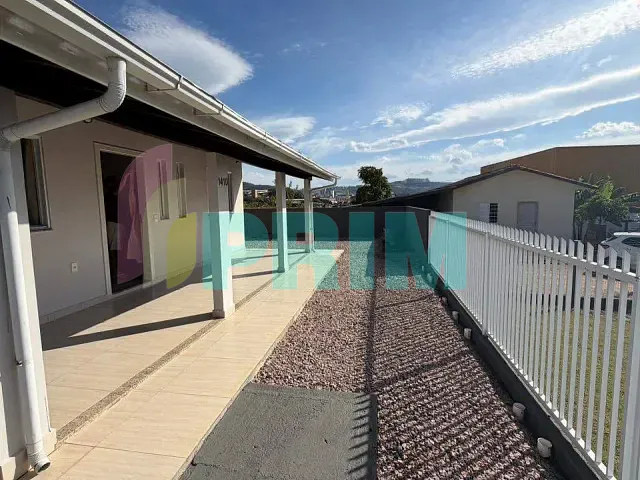 Casa 2 quartos e 2 banheiros, para alugar, no bairro Parque das Acácias em São Ludgero