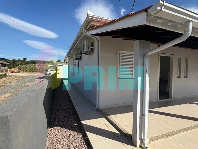 Casa 2 quartos e 2 banheiros, para alugar, no bairro Parque das Acácias em São Ludgero