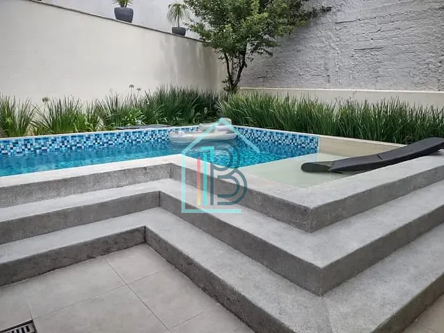 Casa com 340m² 4 quartos e 3 banheiros, à venda, no bairro São Paulo II em Cotia