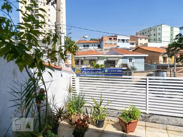 Casa 2 quartos e 2 banheiros, à venda, no bairro Jardim Vila Galvão em Guarulhos