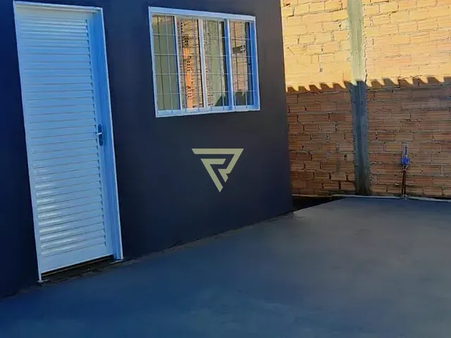 Casa com 160m² 3 quartos e 2 banheiros, à venda ou para alugar, no bairro Parque dos Pinus em Ribeirão Preto