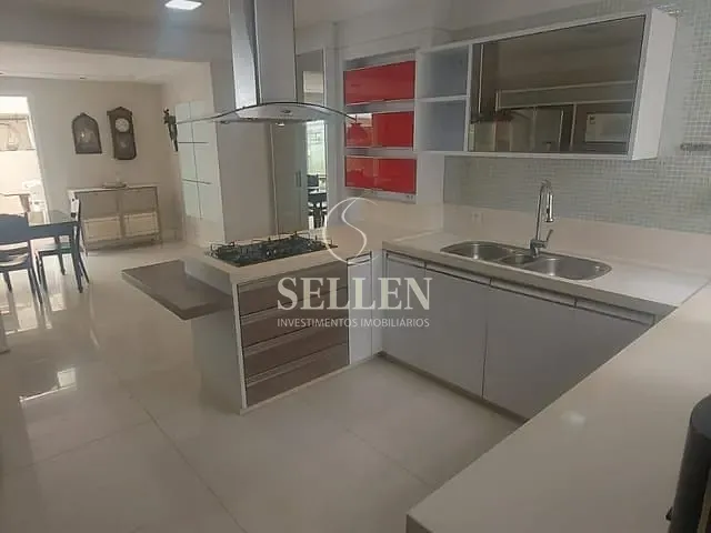 Casa 5 quartos e 2 banheiros, à venda, no bairro Praia dos Amores em Balneário Camboriú