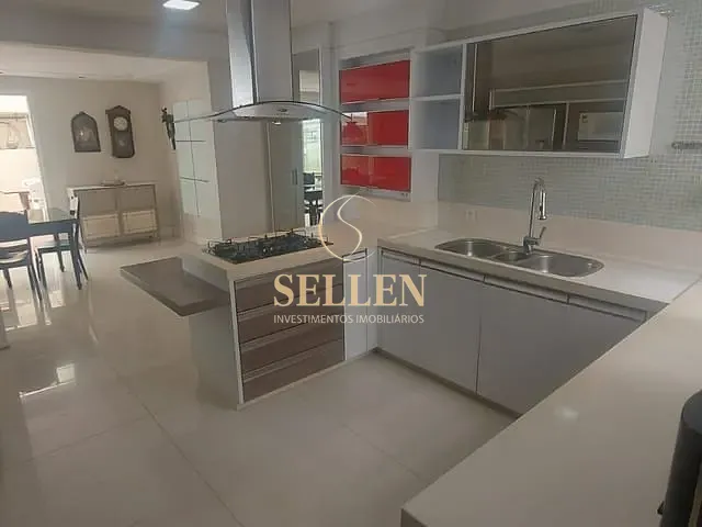 Casa 5 quartos e 2 banheiros, à venda, no bairro Praia dos Amores em Balneário Camboriú