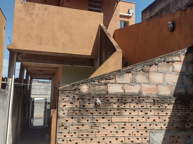 Casa 1 quarto e 1 banheiro, para alugar, no bairro Jardim das Alterosas 1ª Seção em Betim