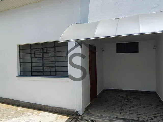 Casa com 300m² 2 quartos e 3 banheiros, à venda, no bairro Vila Pavan em Americana