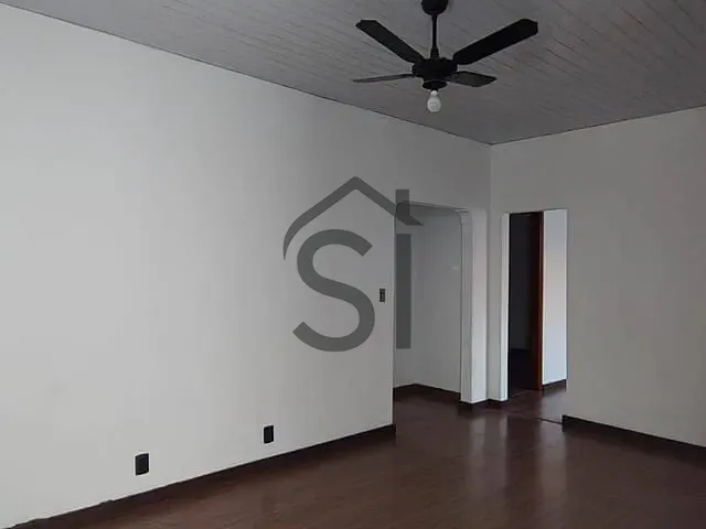 Casa com 300m² 2 quartos e 3 banheiros, à venda, no bairro Vila Pavan em Americana
