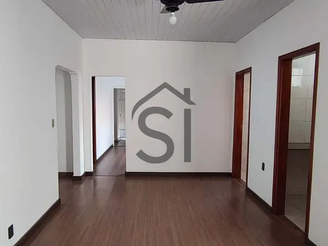 Casa com 300m² 2 quartos e 3 banheiros, à venda, no bairro Vila Pavan em Americana