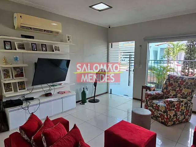 Casa com 300m² 4 quartos e 5 banheiros, à venda, no bairro Quarenta Horas (Coqueiro) em Ananindeua