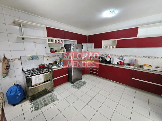 Casa com 300m² 4 quartos e 5 banheiros, à venda, no bairro Quarenta Horas (Coqueiro) em Ananindeua