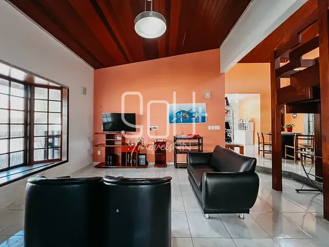 Casa com 500m² 3 quartos e 5 banheiros, à venda, no bairro Capim Macio em Natal