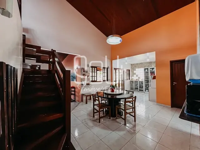 Casa com 500m² 3 quartos e 5 banheiros, à venda, no bairro Capim Macio em Natal