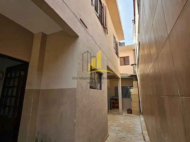 Sobrado 5 quartos e 3 banheiros, à venda ou para alugar, no bairro Vila Aricanduva em São Paulo