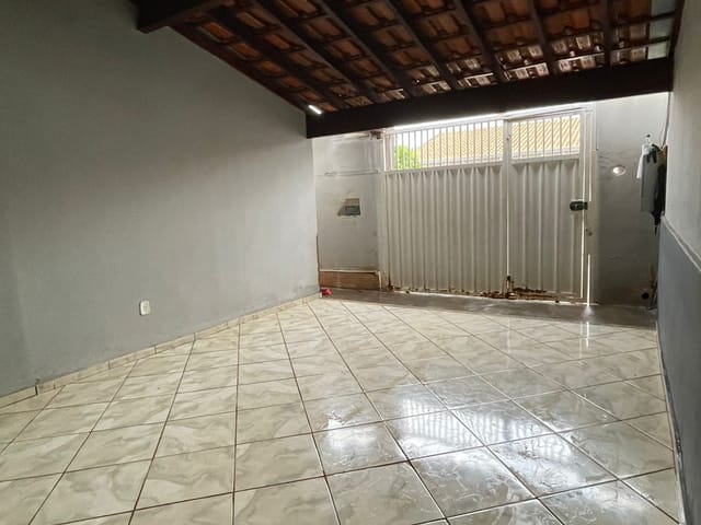 Casa com 230m² 3 quartos e 3 banheiros, à venda, no bairro Jardim Tropical em Olímpia