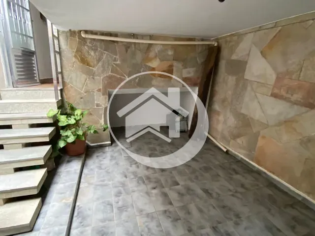 Casa com 200m² 2 quartos e 1 banheiro, à venda, no bairro Chácara Inglesa em São Paulo