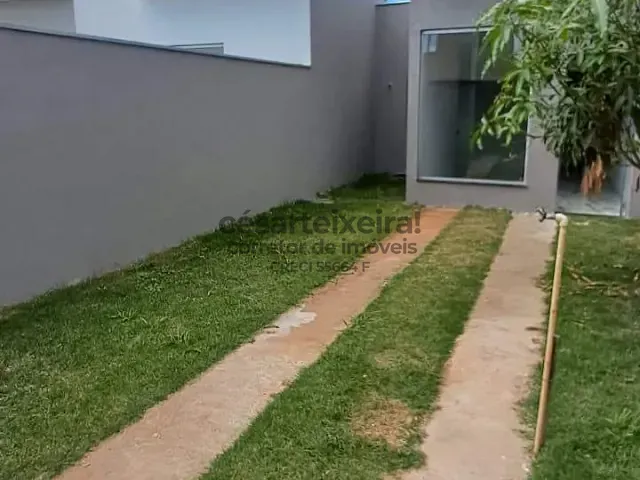 Casa com 197m² 3 quartos e 1 banheiro, à venda, no bairro Portal das Acácias em Pedro Leopoldo