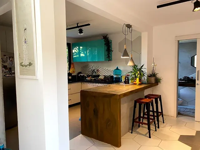 Casa com 360m² 3 quartos e 3 banheiros, à venda, no bairro Vila Tefé em Almirante Tamandaré
