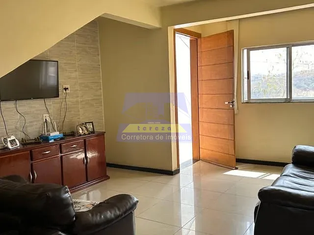 Casa 5 quartos e 2 banheiros, à venda, no bairro Jardim dos Ipes em Itabira