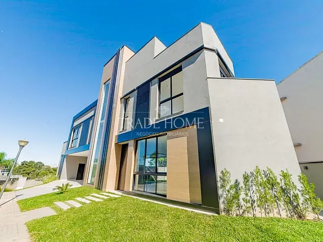 Casa com 499m² 3 quartos e 6 banheiros, à venda, no bairro Cascatinha em Curitiba