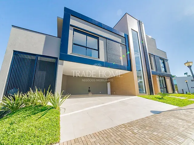 Casa com 499m² 3 quartos e 6 banheiros, à venda, no bairro Cascatinha em Curitiba