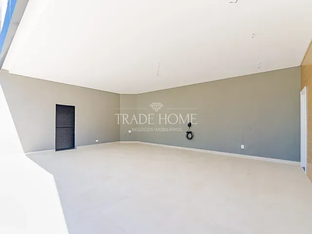 Casa com 499m² 3 quartos e 6 banheiros, à venda, no bairro Cascatinha em Curitiba