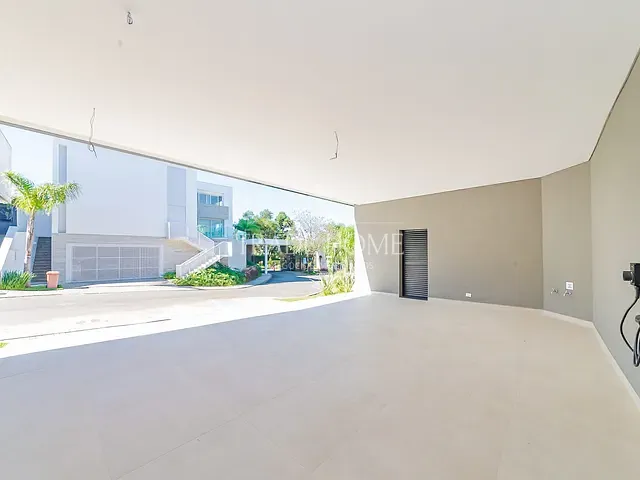 Casa com 499m² 3 quartos e 6 banheiros, à venda, no bairro Cascatinha em Curitiba