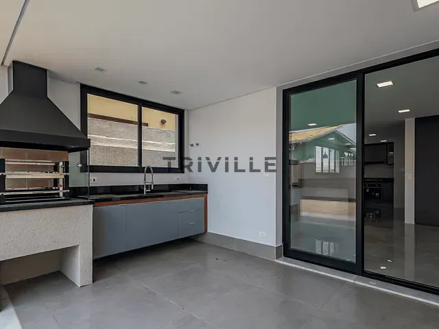 Casa 3 quartos e 5 banheiros, à venda, no bairro Alphaville em Santana de Parnaíba